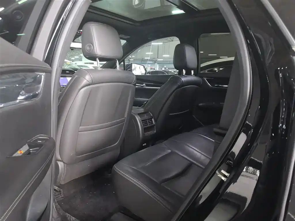 Cadillac XT5 2020 28T Luxury Model фото 17