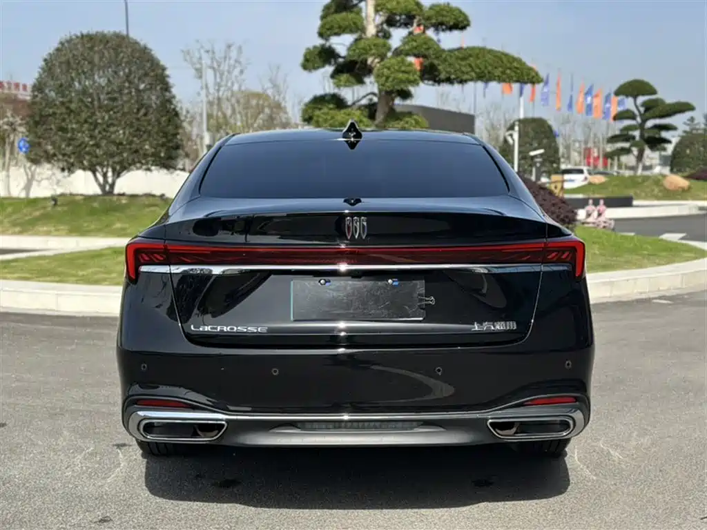 Buick LaCrosse 2023 Avenir Edition фото 15