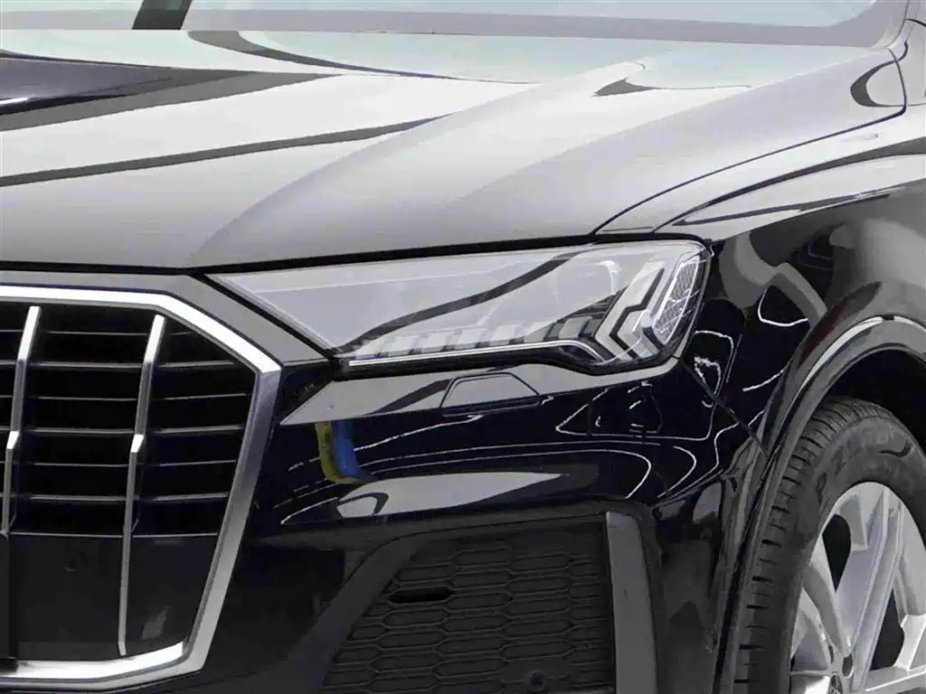 Audi Q7 2023 45 TFSI quattro S line Sport фото 3