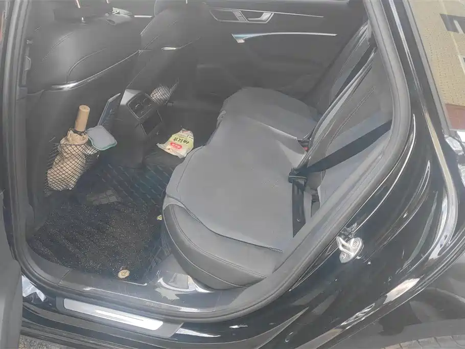 Audi A6L 2024 45 TFSI quattro Premium Dynamic фото 11