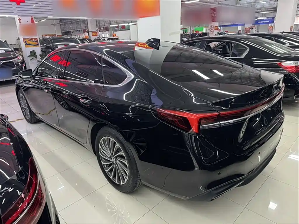 BUICK LACROSSE