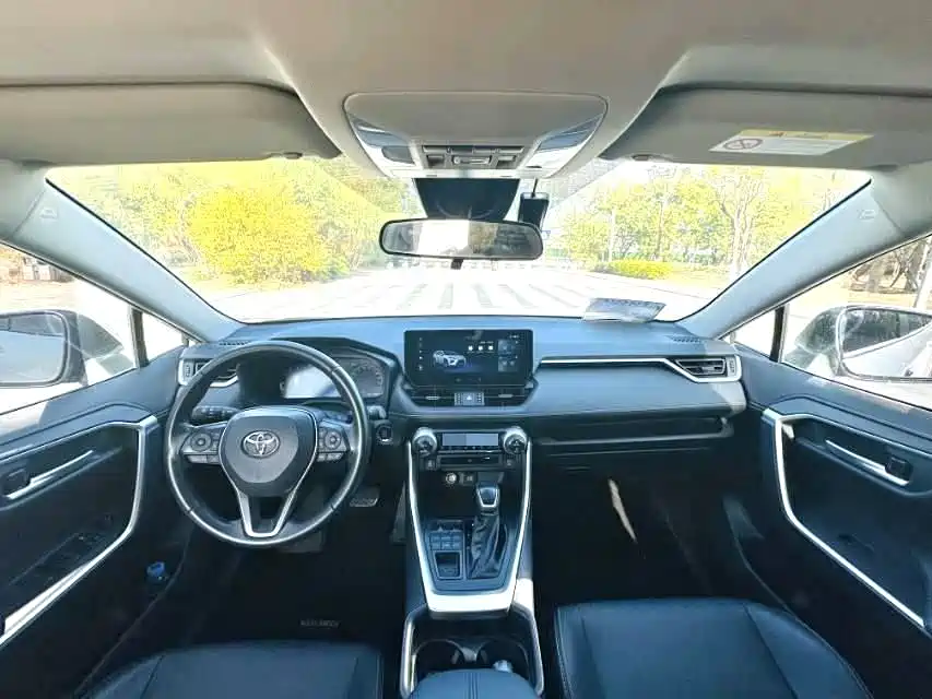 Toyota Wildlander 2023 2.0L CVT AWD Luxury PLUS фото 7