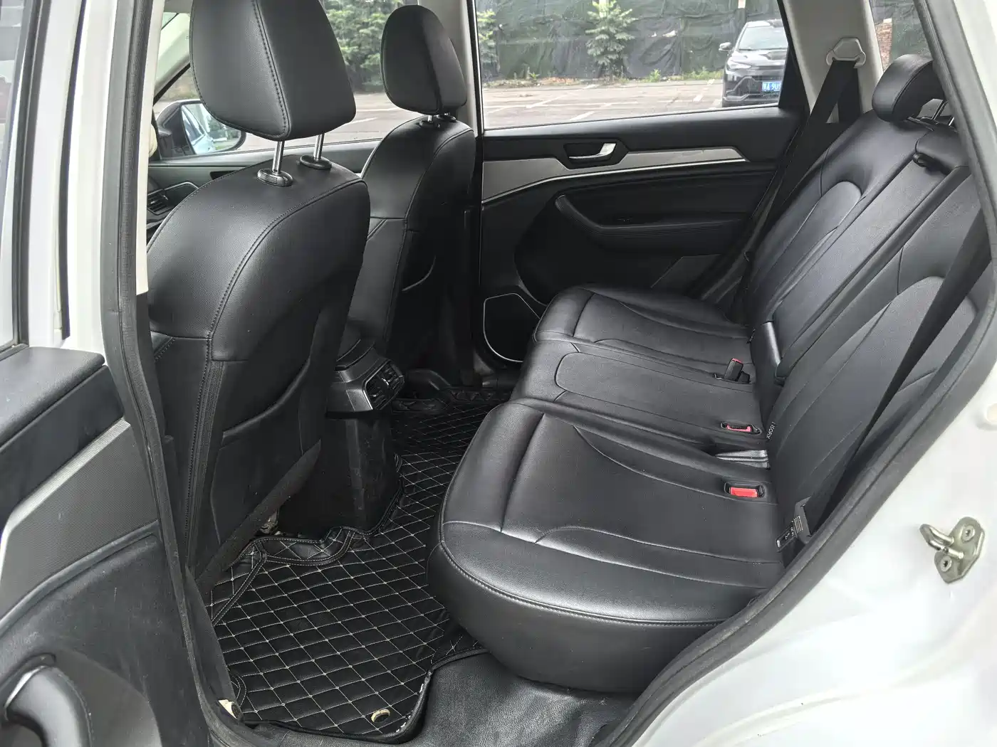 Photo 10 - Haval H6