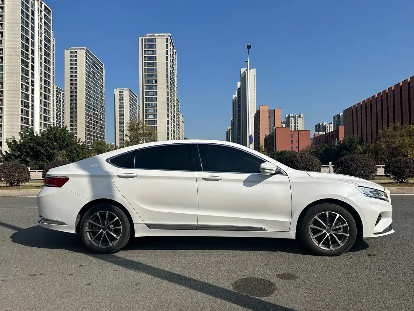 Geely Borui 2021 2021 1.8T Pilot Edition+