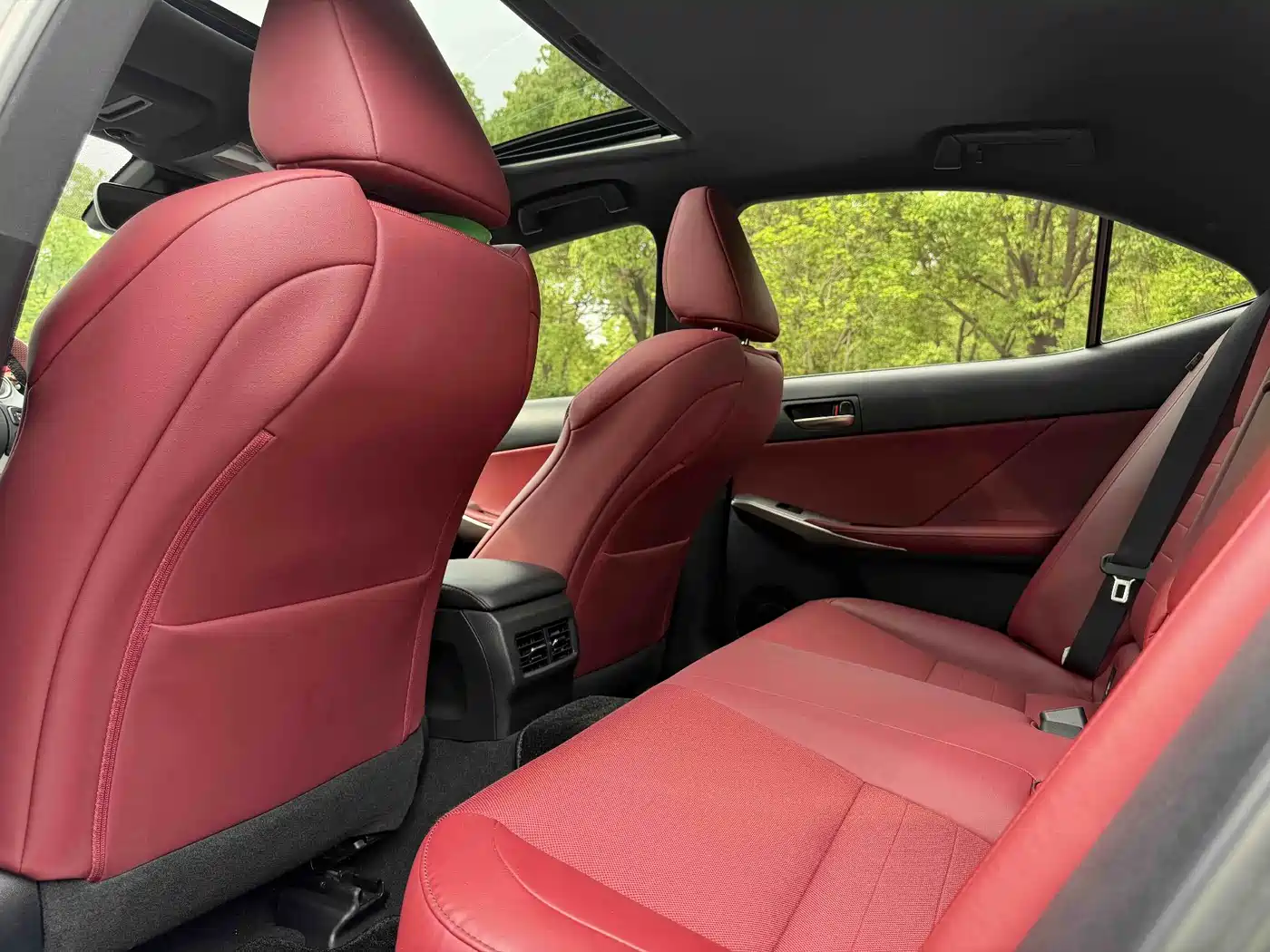 Lexus IS 2017 300 F SPORT фото 21