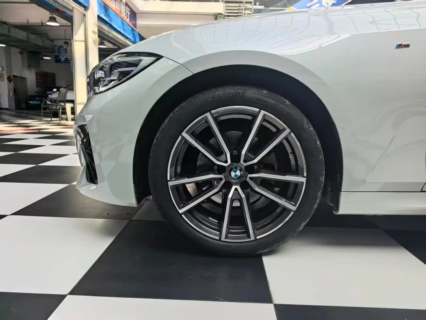 BMW 3 Series 2022 320Li M Sport Package фото 17