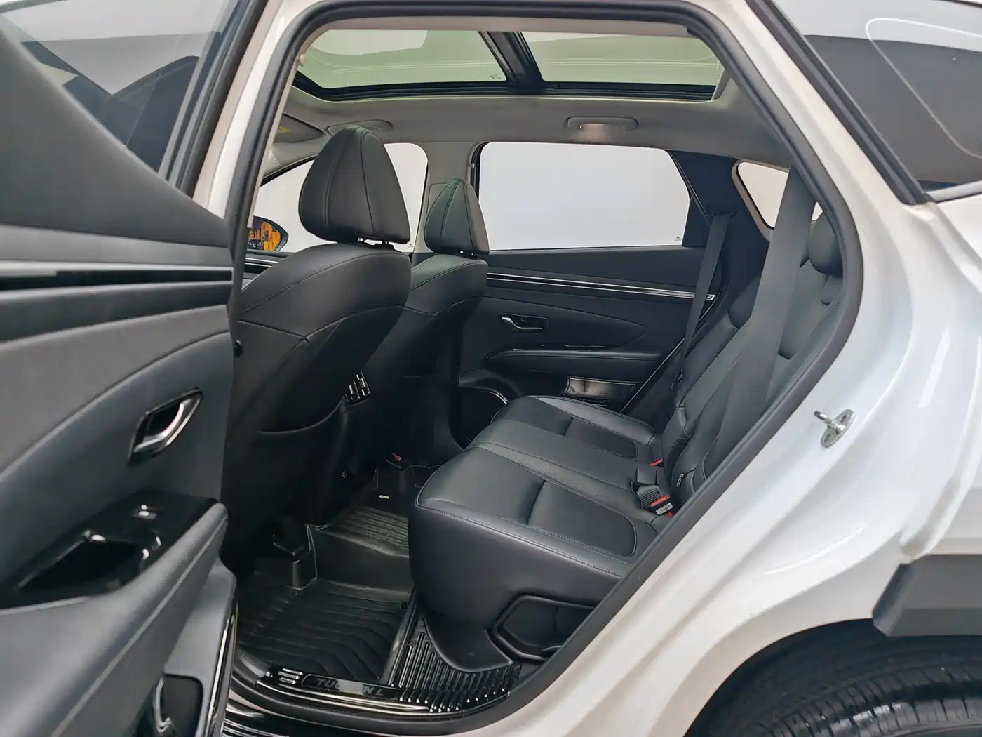 Hyundai Tucson 2021 Tucson L 1.5T DCT LUX Premium фото 21