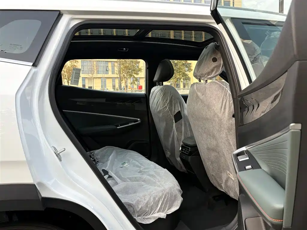 Geely Boyue 2026 2024 1.5TD Smart Connect+