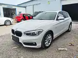 Photo 1 - BMW 1 Series (Import)