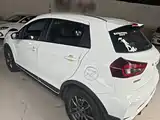 Фото 5 - Geely Vision X3