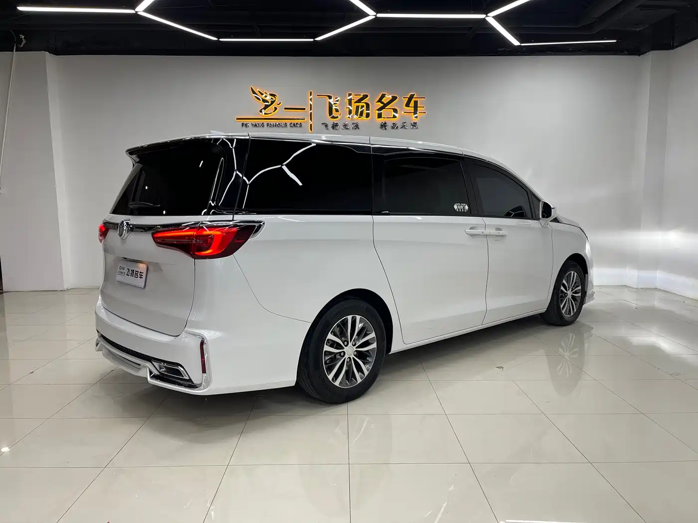 Buick GL8 2022 ES Landmark 653T Comfort фото 17