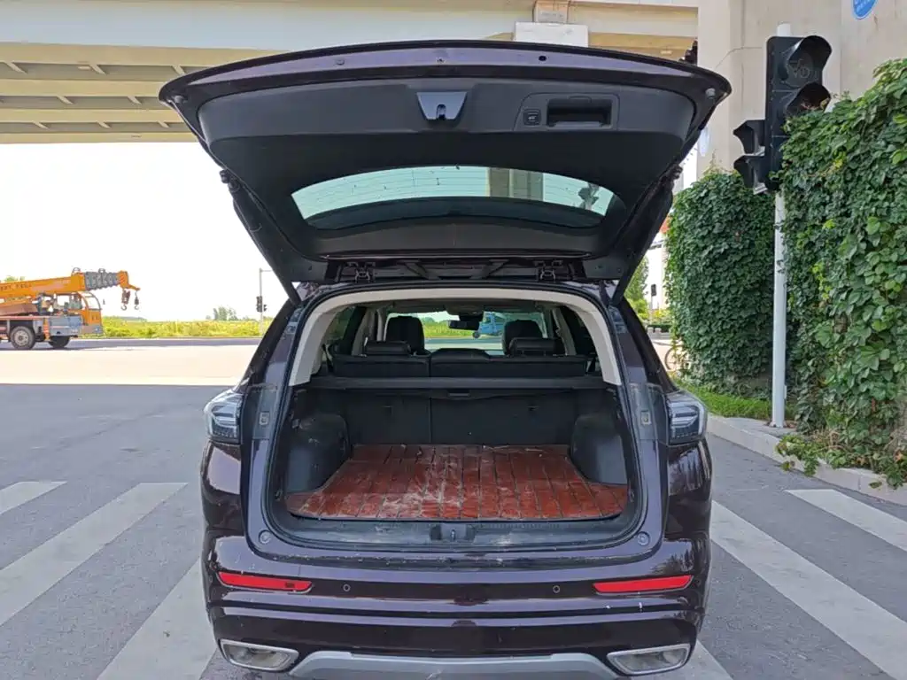 Photo 19 - Buick Envision Plus