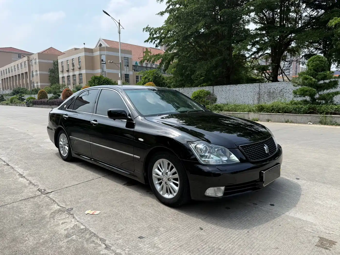 Toyota Crown 2008 2.5L 5th Anniversary Edition фото 3