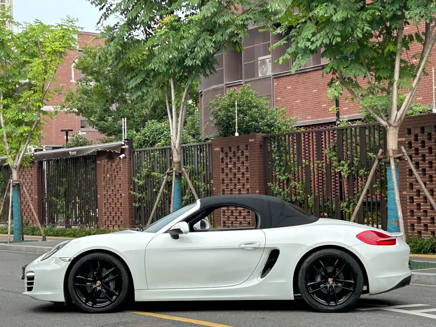 Porsche Boxster 2013 2013 Boxster 2.7L