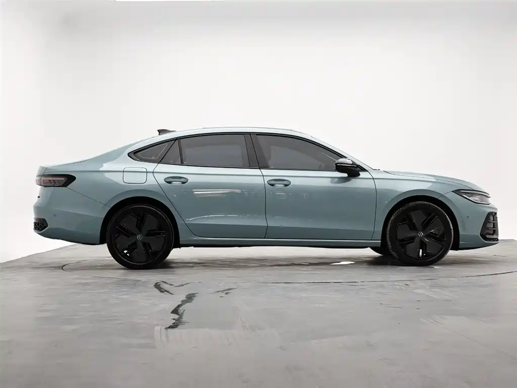 Volkswagen Passat 2025 Model Pro 380TSI Starlight Dragon Premium Edition фото 5