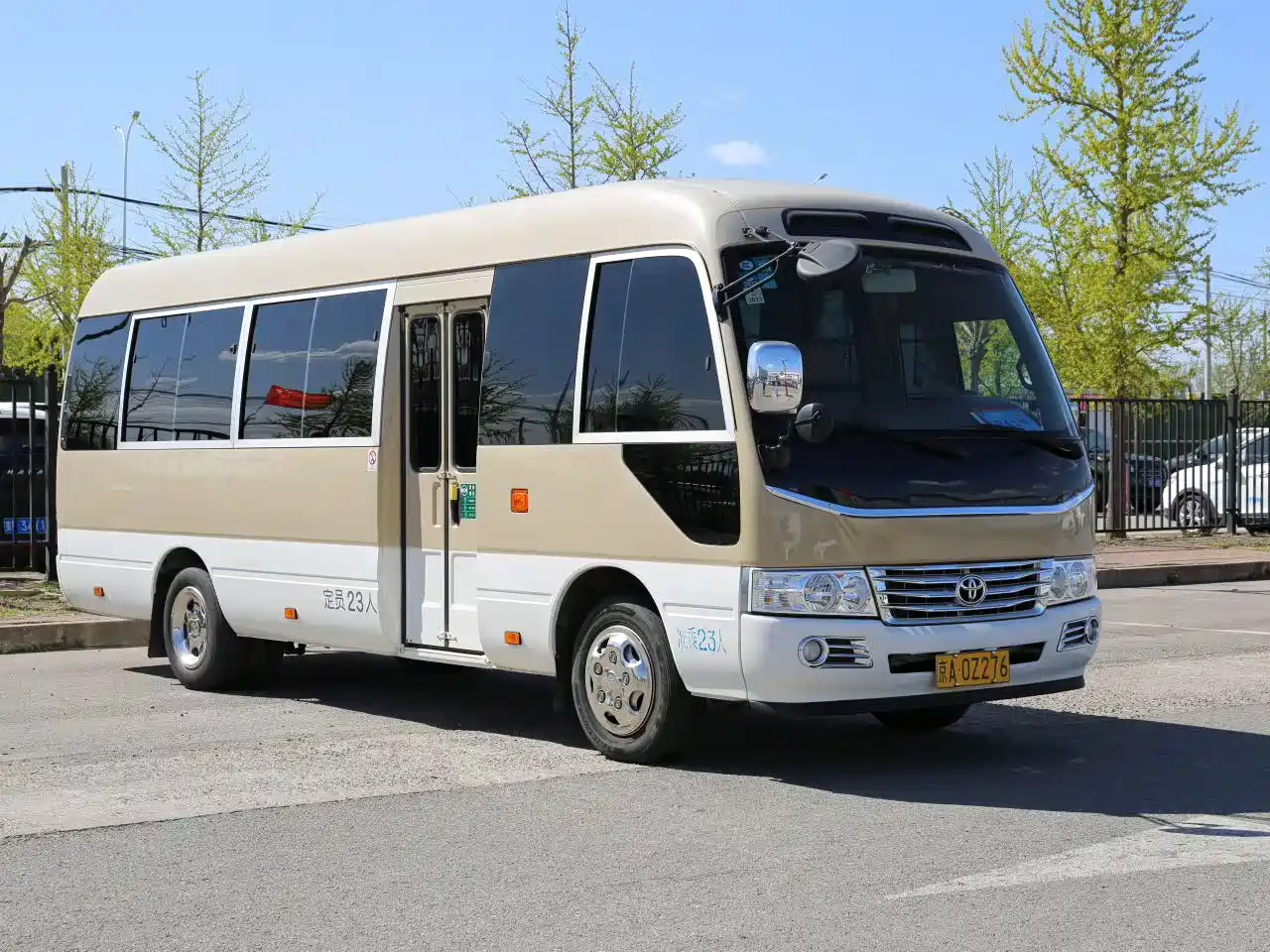 Toyota Coaster 2021 2019 4.0L Luxury Vehicle GRB53L-ZEMNK 23-seater with Armrests 9GR