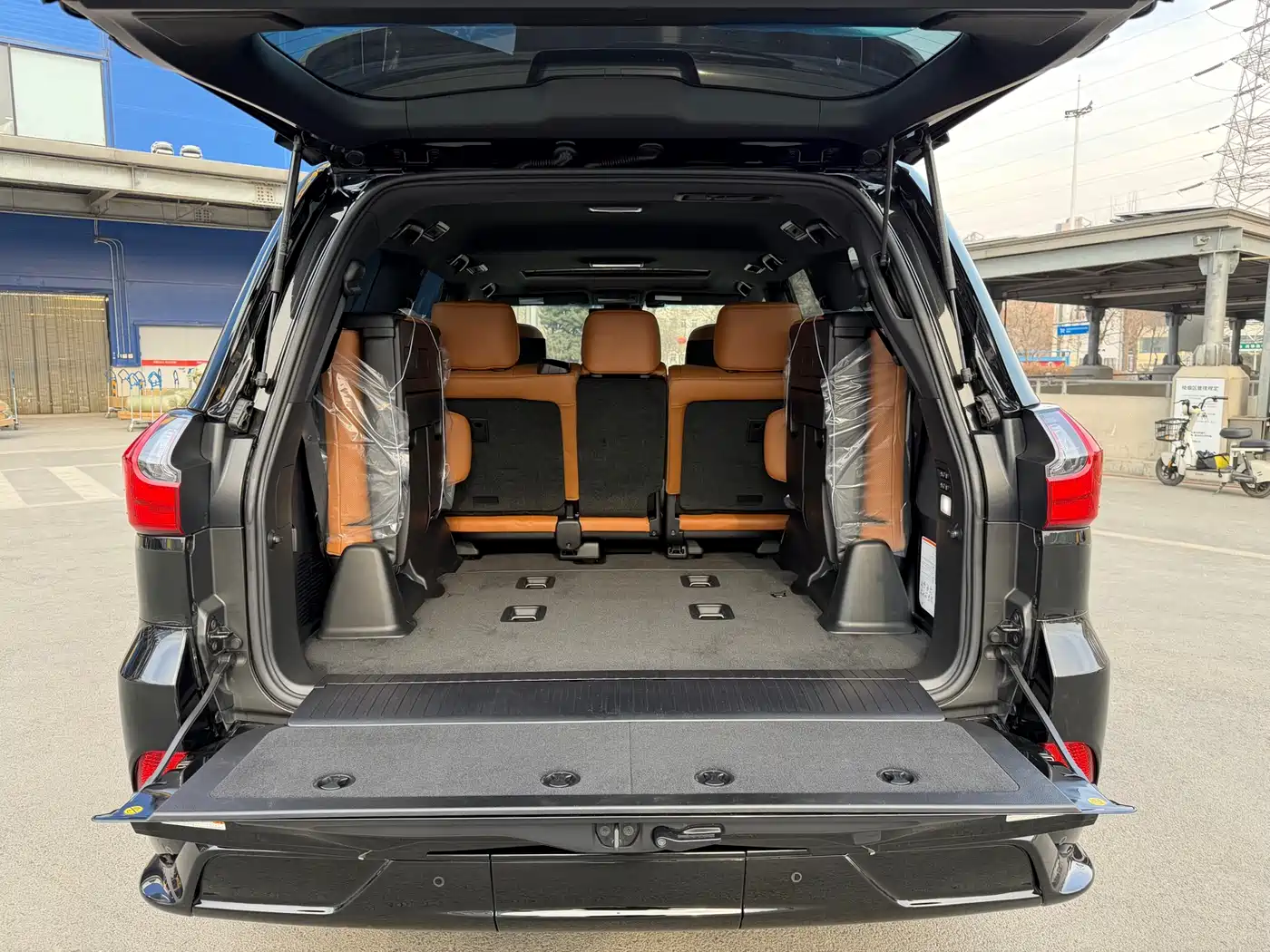 Lexus LX 2022 2019 570 Peak Special Edition