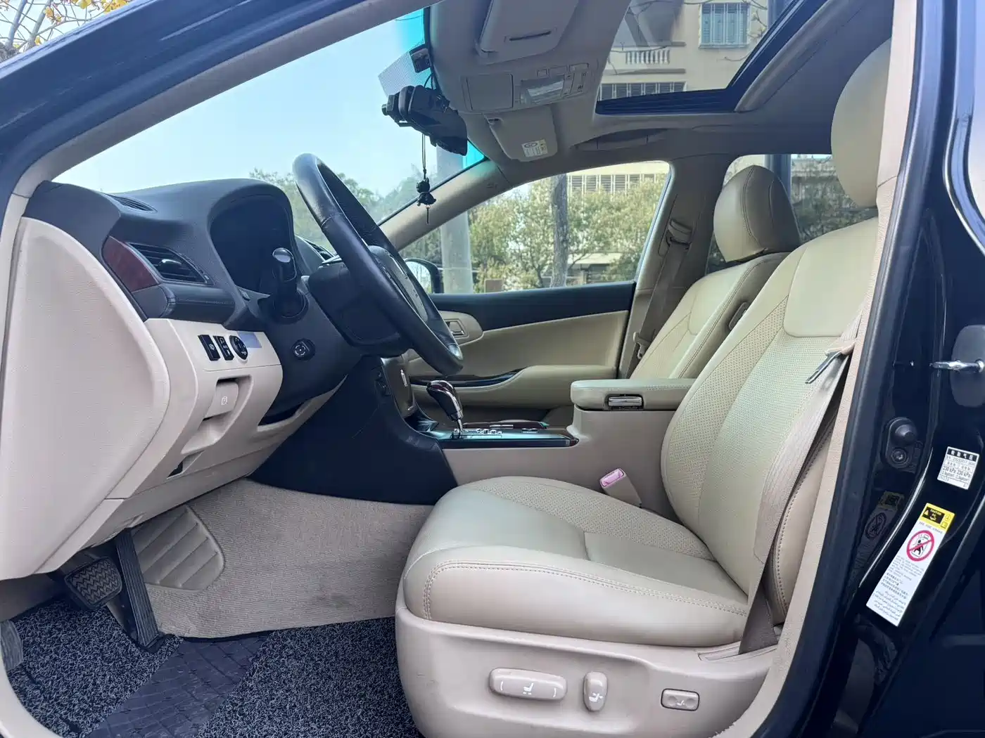 Toyota Crown 2010 3.0L Royal Saloon фото 6