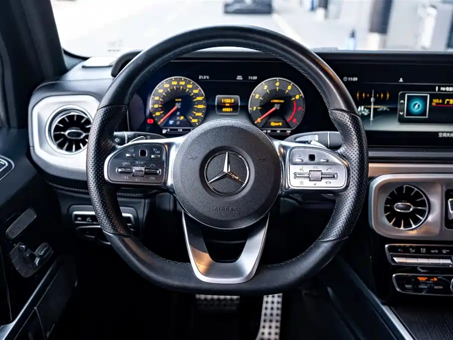 Mercedes-Benz G-Class 2020 G 500 Dark Night Special Edition фото 9