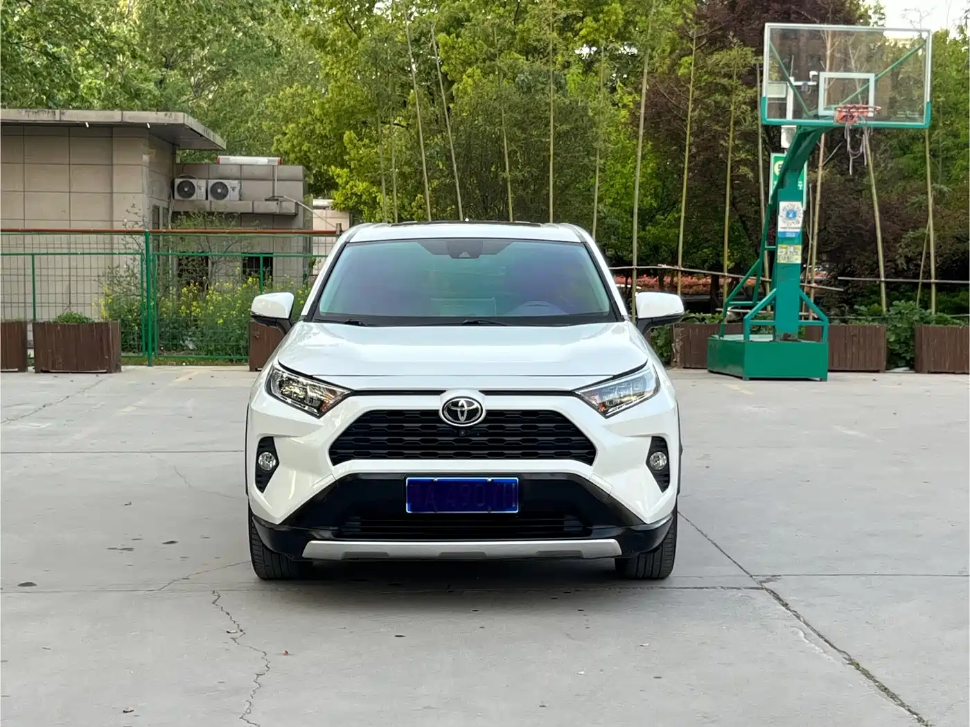 Toyota RAV4 Rongfang 2020 2.0L CVT 2WD Trend Edition фото 2