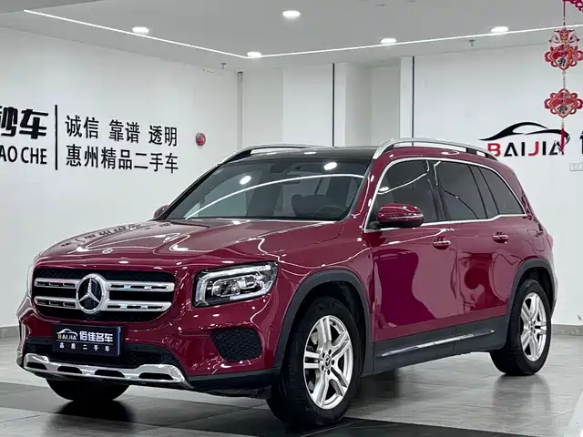 MERCEDES-BENZ GLB