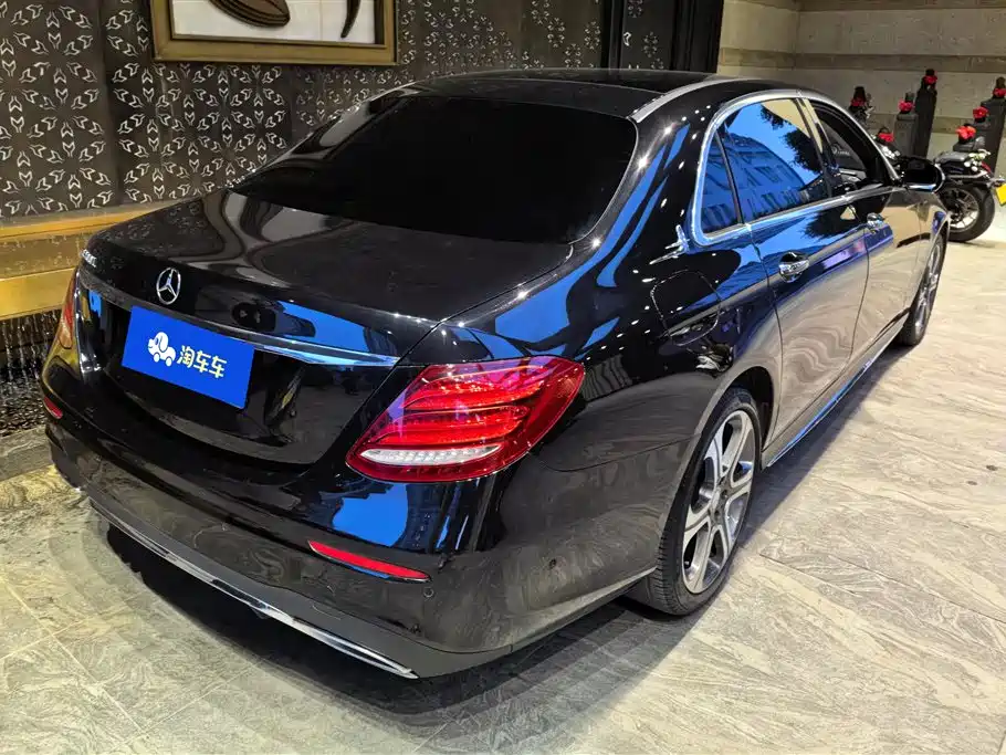 Mercedes-Benz E-Class 2017 E 300 L Sport Luxury фото 3