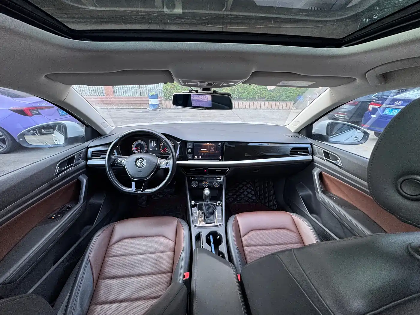Volkswagen Lavida 2019 280TSI DSG Luxury Edition China VI фото 20