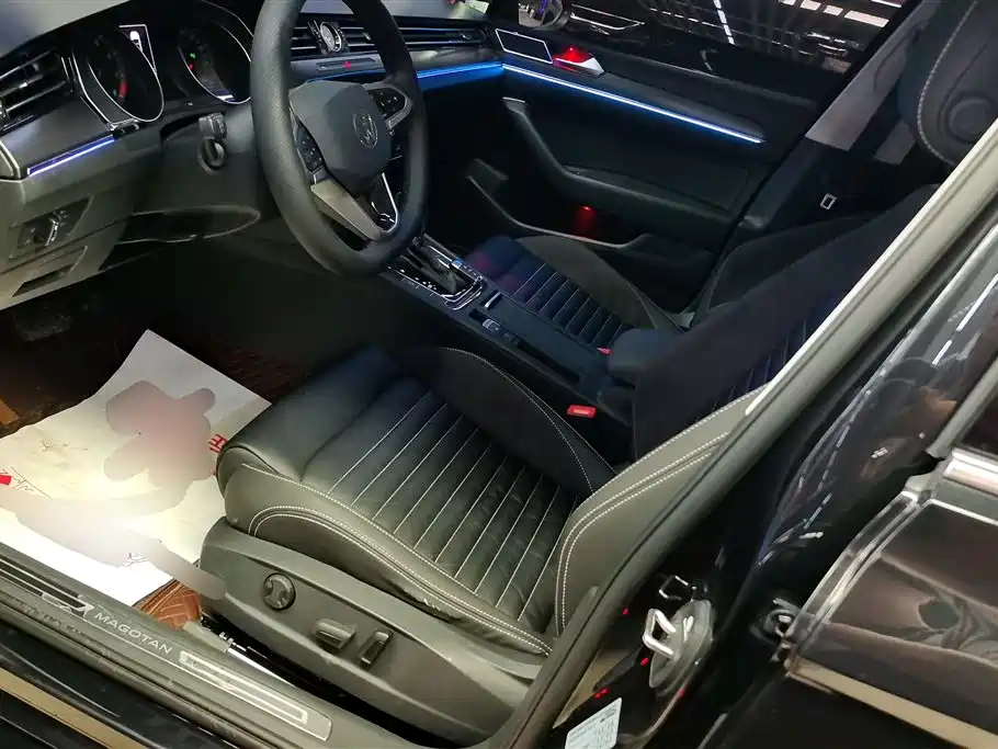 Volkswagen Magotan 2020 330TSI DSG Leading фото 9