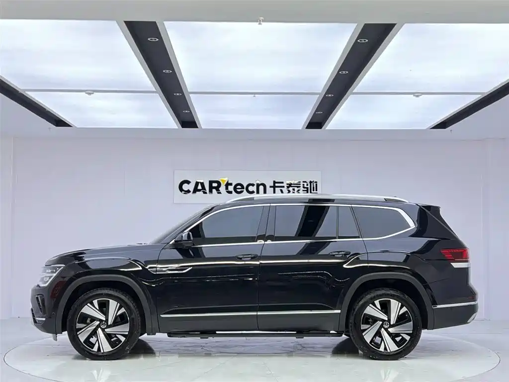 Volkswagen Teramont 2024 380TSI 4WD Dragon Glory Edition фото 2