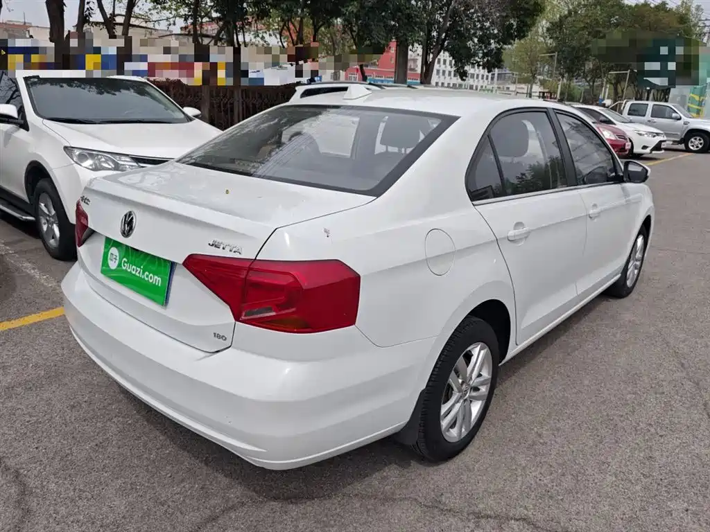 Volkswagen Jetta 2019 Dream Edition 1.5L Manual Fashion фото 7