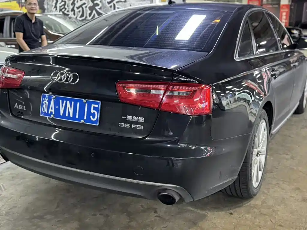 Photo 11 - Audi A6L