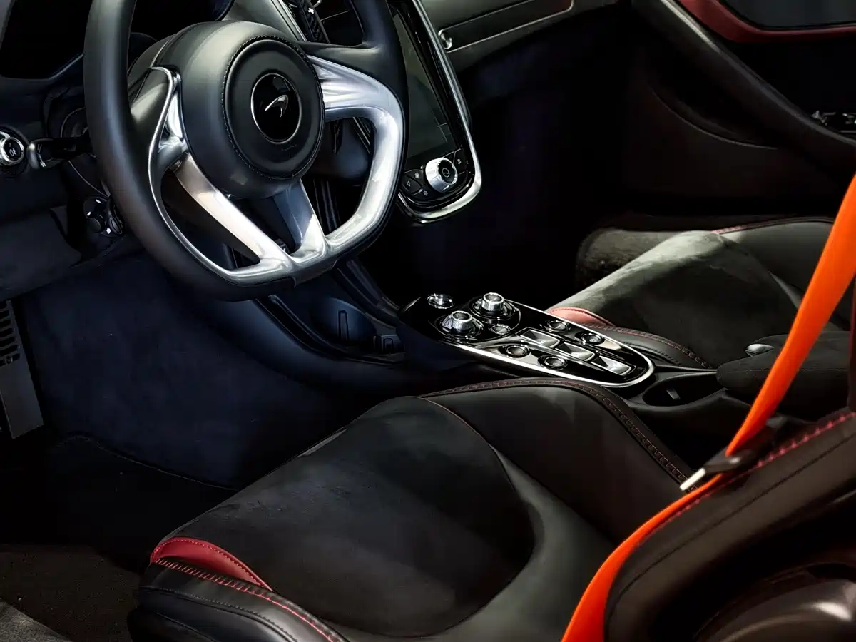 McLaren GT 2023 2023 4.0T Standard Model