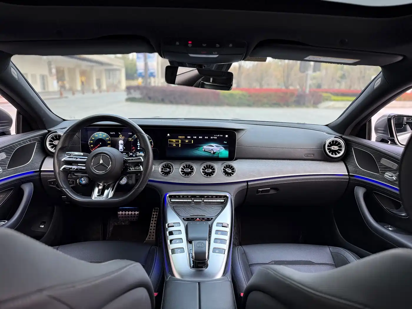 MERCEDES-BENZ AMG GT