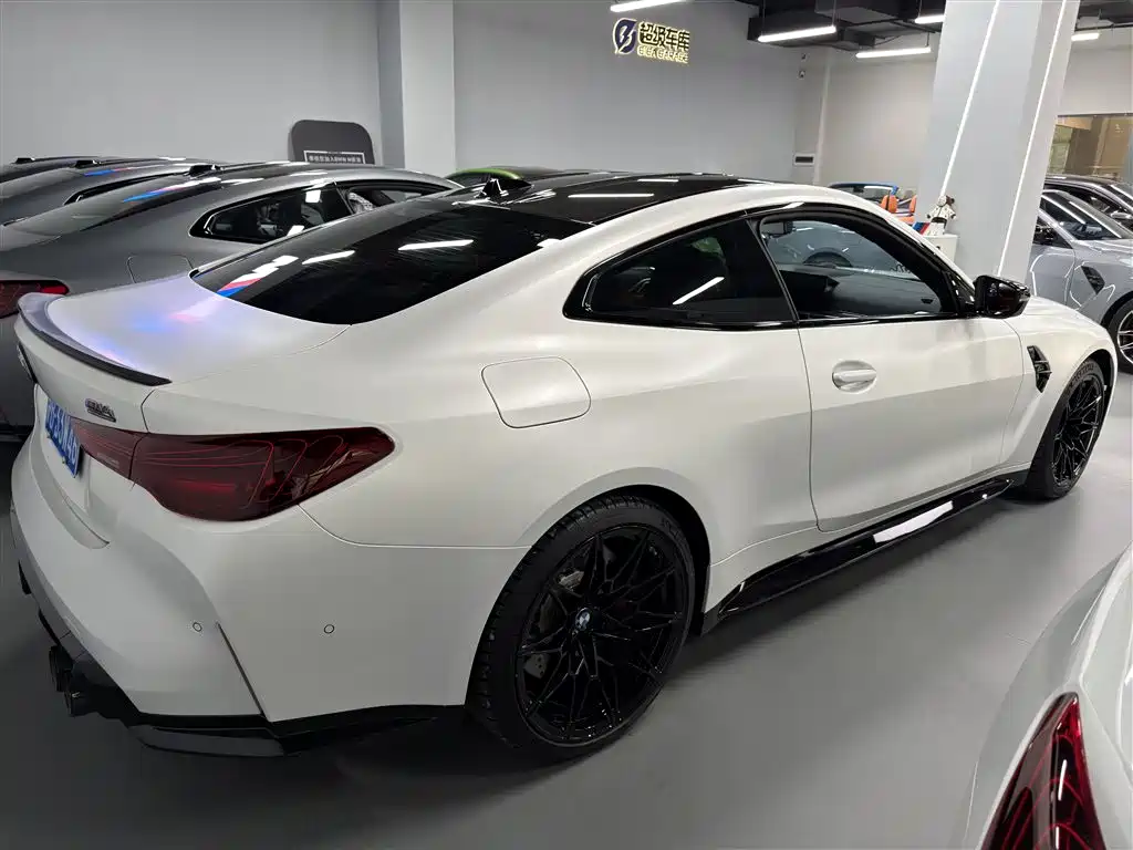 BMW M4 2024 BMW M4 Coupe Competition фото 4