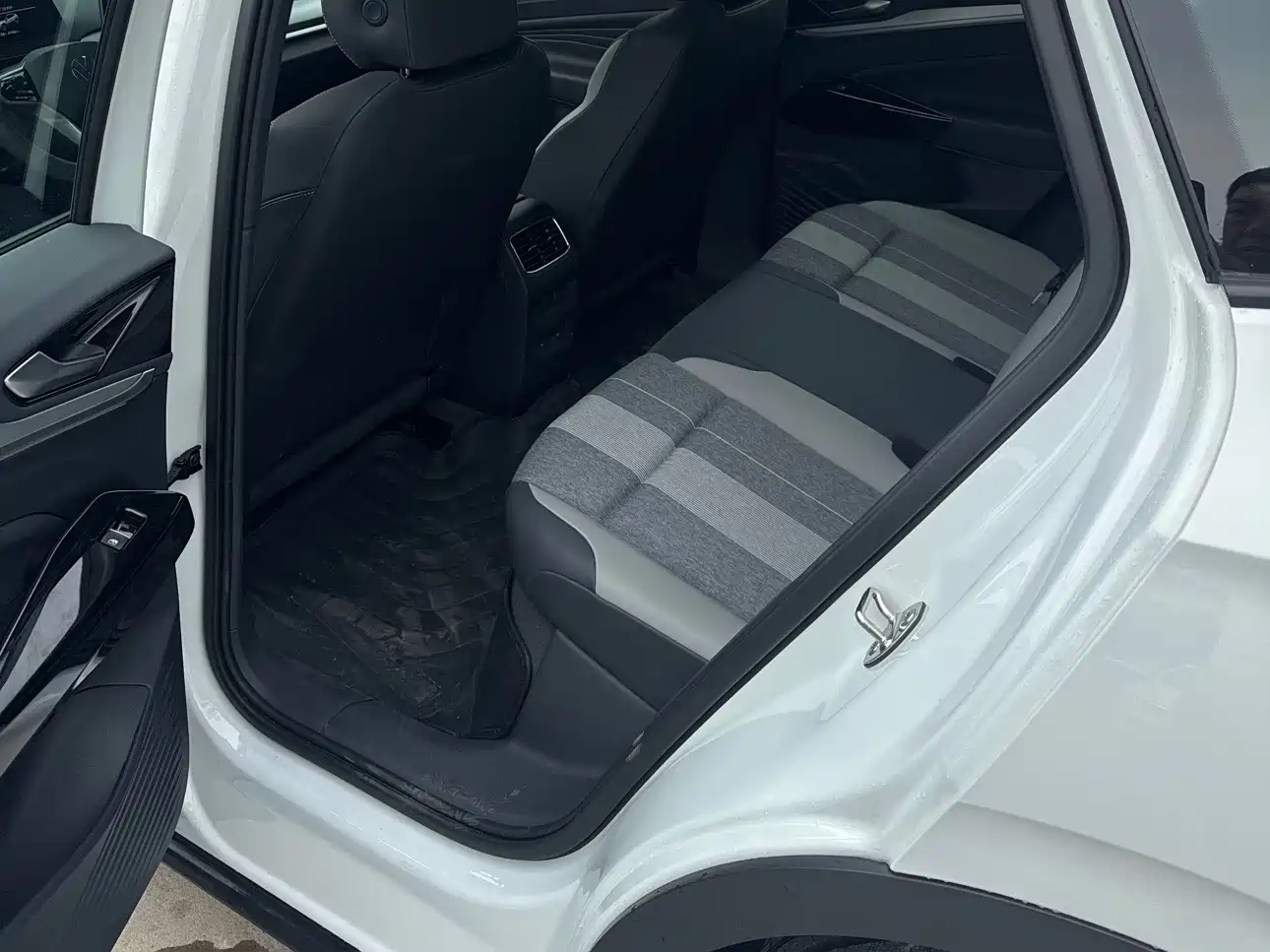 Volkswagen ID.4 CROZZ 2026 Pure Edition фото 11