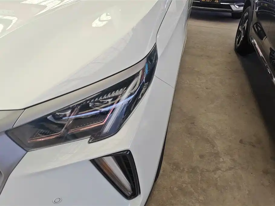 GAC Trumpchi Trumpchi GS4 PLUS 2023 390T Auto Nebula Edition фото 5