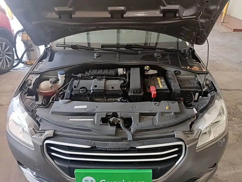 Photo 20 - Peugeot 301