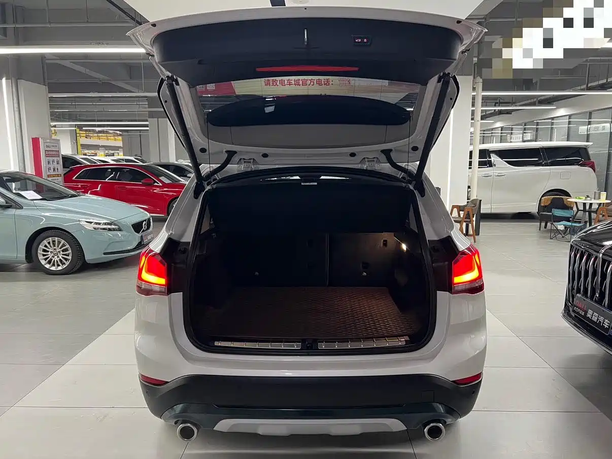 BMW X1 2022 xDrive25Li Premium фото 8