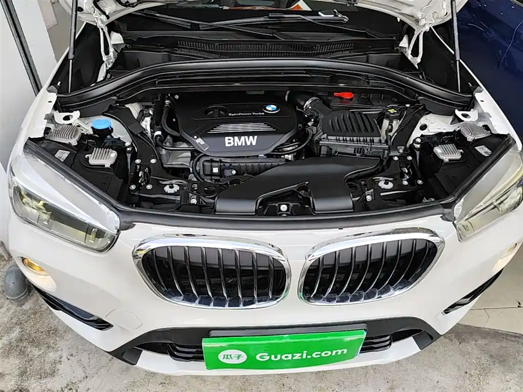 BMW X1 2018 sDrive18Li Premium Model фото 20