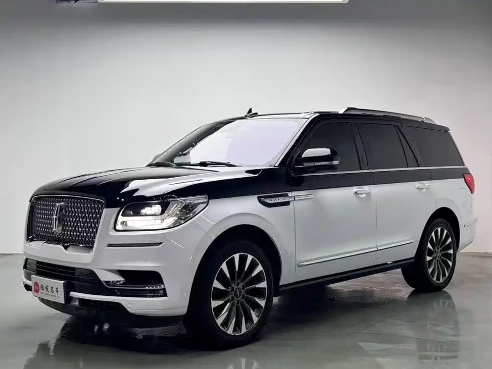 Lincoln Navigator