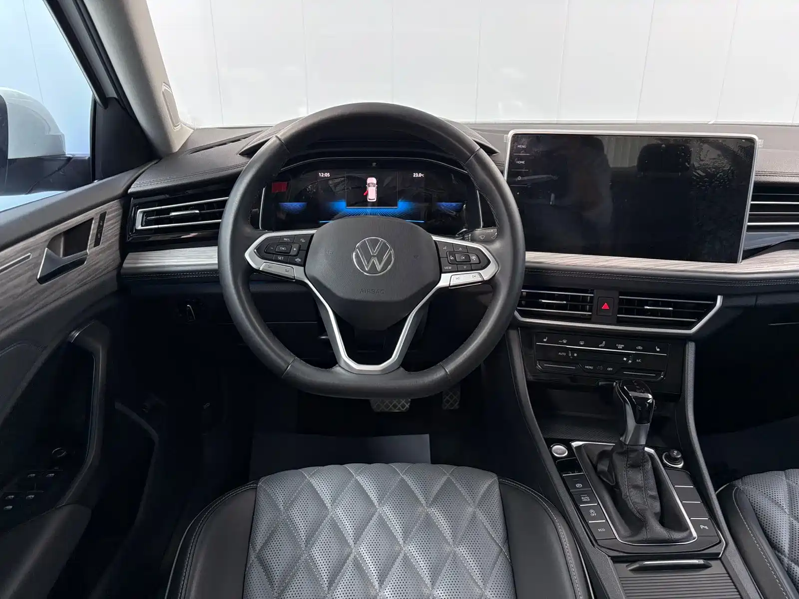 Фото 6 - Volkswagen Sagitar