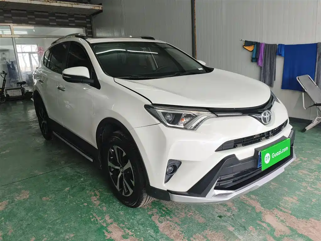 Toyota RAV4 Rongfang 2016 2.0L CVT 2WD Comfort (China V) фото 4
