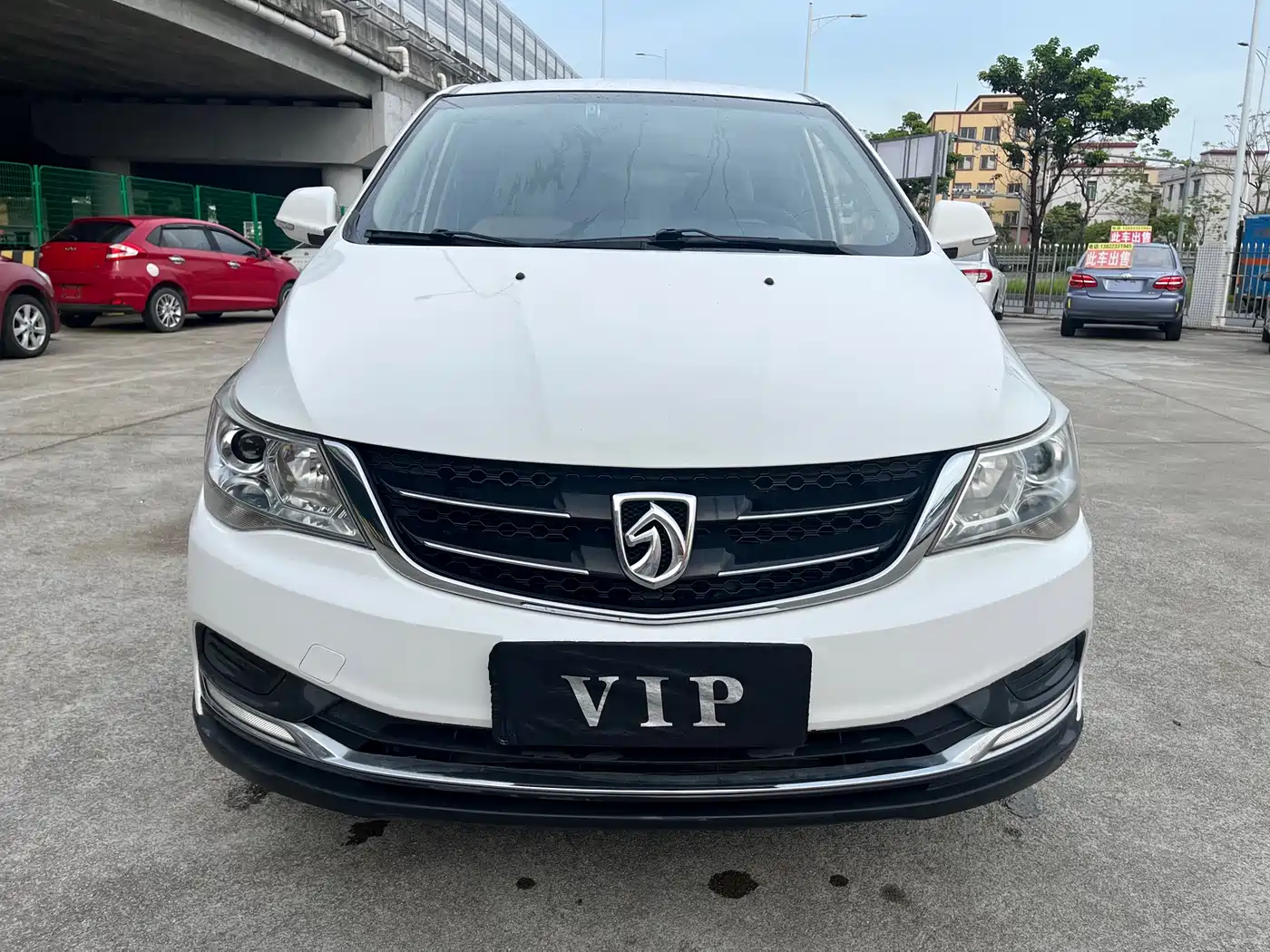 Фото 2 - Baojun 730