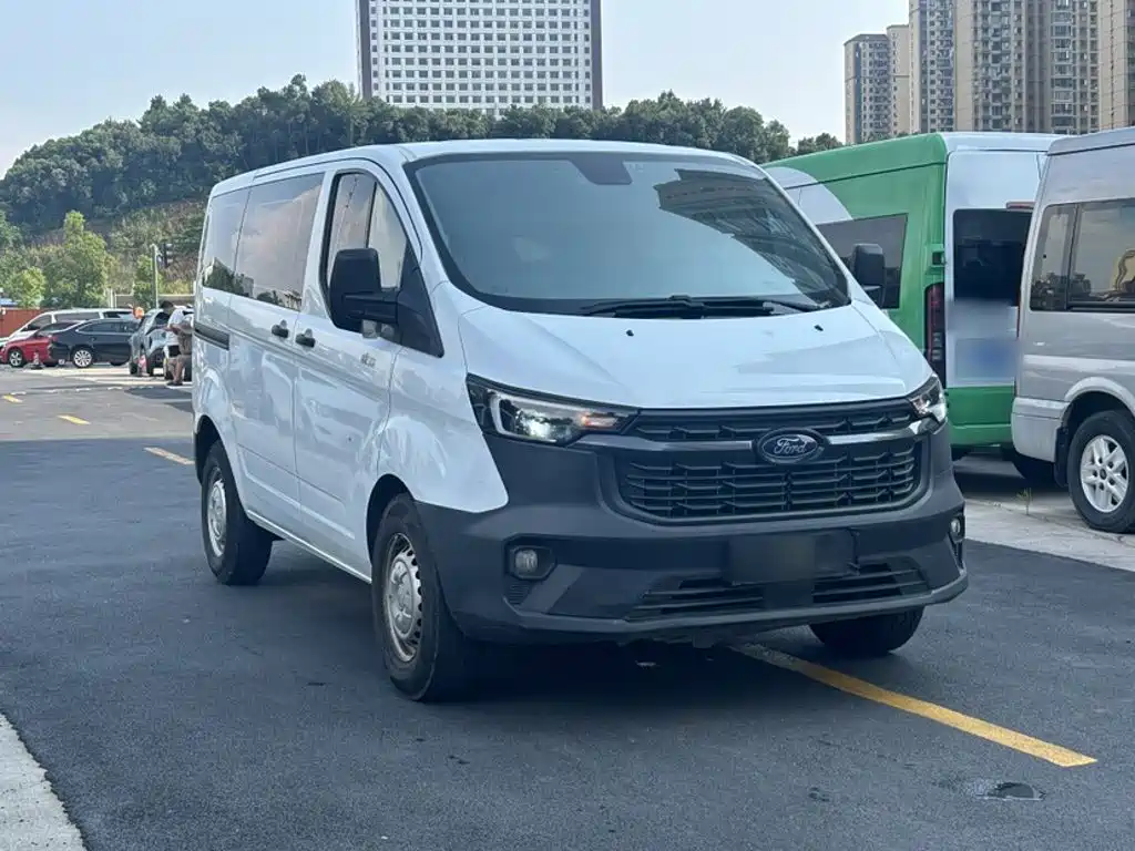 Ford Transit 2024 2023 Model 2.0T Diesel Automatic Multi-purpose Commercial Vehicle Short Wheelbase Low Roof 5/6 Seater