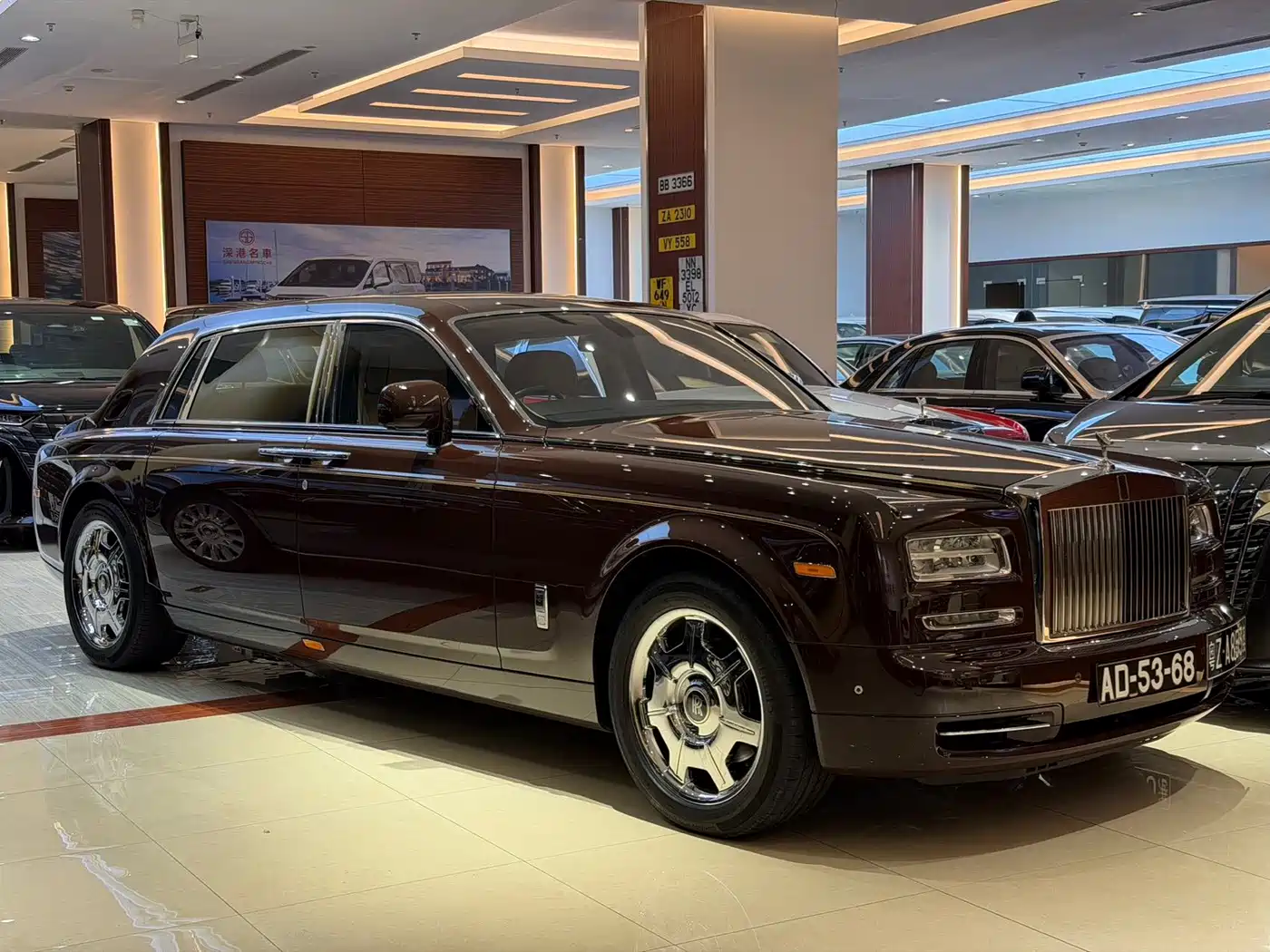 Фото 2 - Rolls-Royce Phantom
