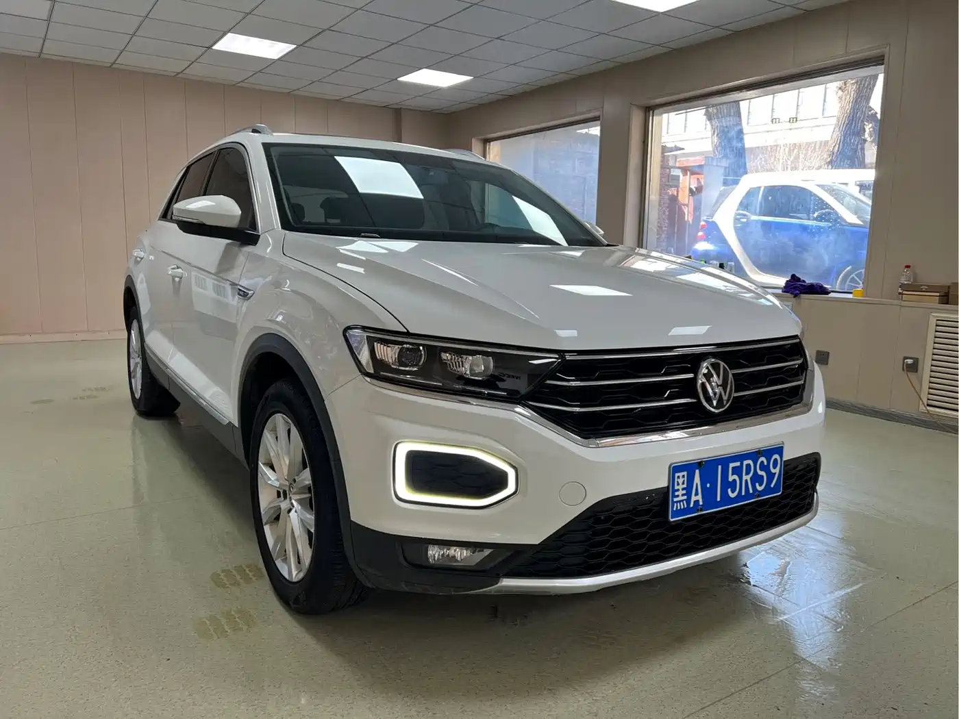 Volkswagen T-Roc, миниатюра 3