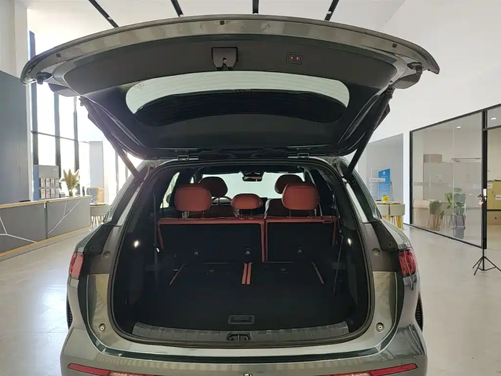 BYD Tang L 2025 DM 175KM Drone Player Edition фото 19