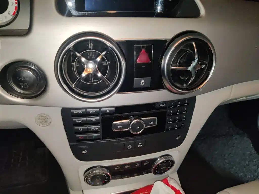 Mercedes-Benz GLK-Class 2013 GLK 300 4MATIC Dynamic Sunroof фото 6