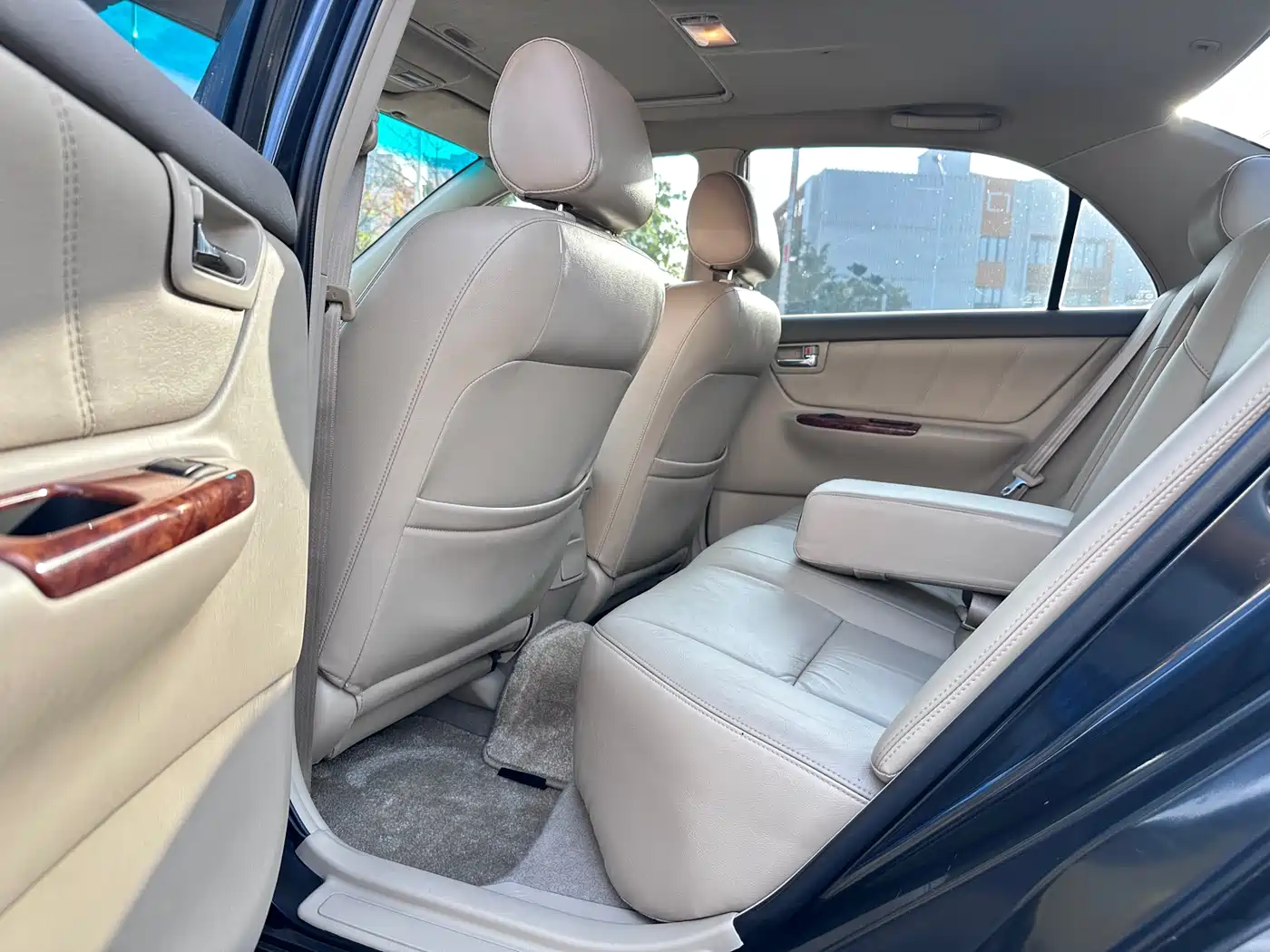Toyota Corolla 2005 1.8L Automatic Anniversary Special Edition фото 9