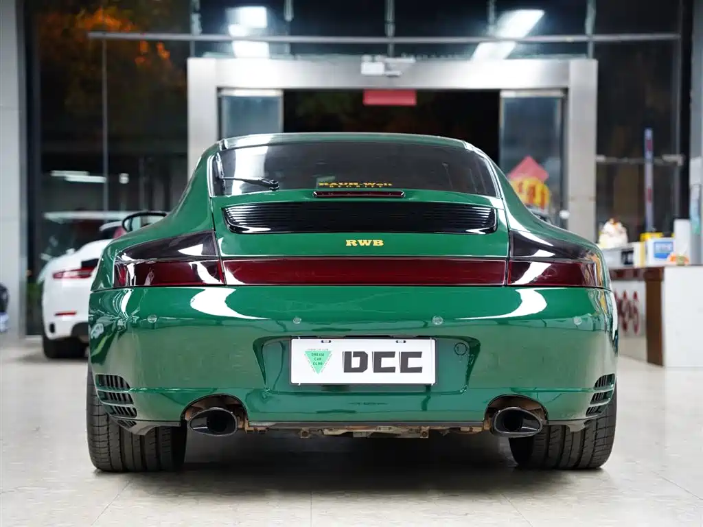 Porsche 911 2004 Carrera S Coupe 3.6L фото 8